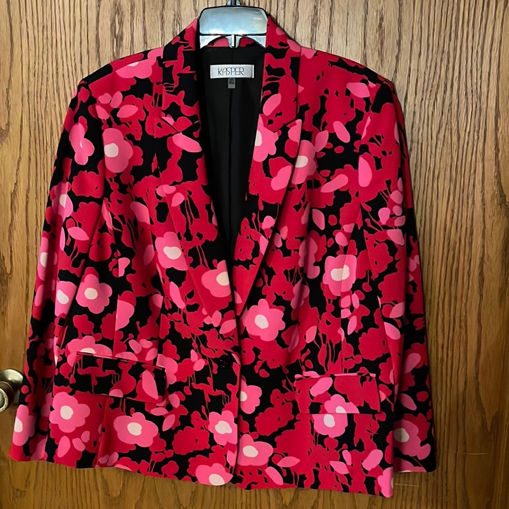 NEW Kasper Jacket